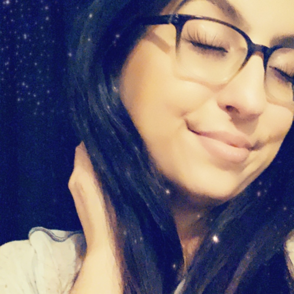 Meet your Posher, Christine